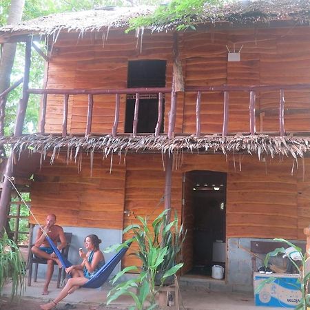 Hotel Easy Huts Ko Lanta Esterno foto
