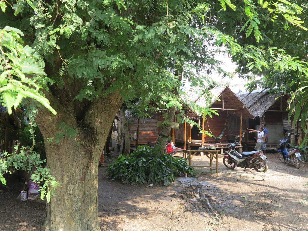 Hotel Easy Huts Ko Lanta Esterno foto